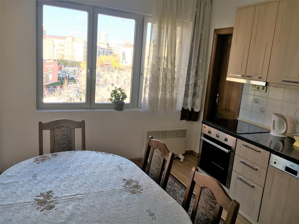 Center Apartment 프리슈티나 외부 사진